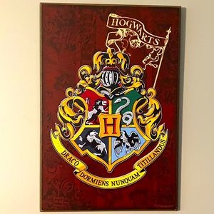 Harry Potter Hogwarts Crest Wall Hanging